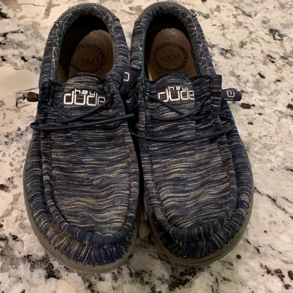 Used Mens Blue Night Hey Dudes size 7